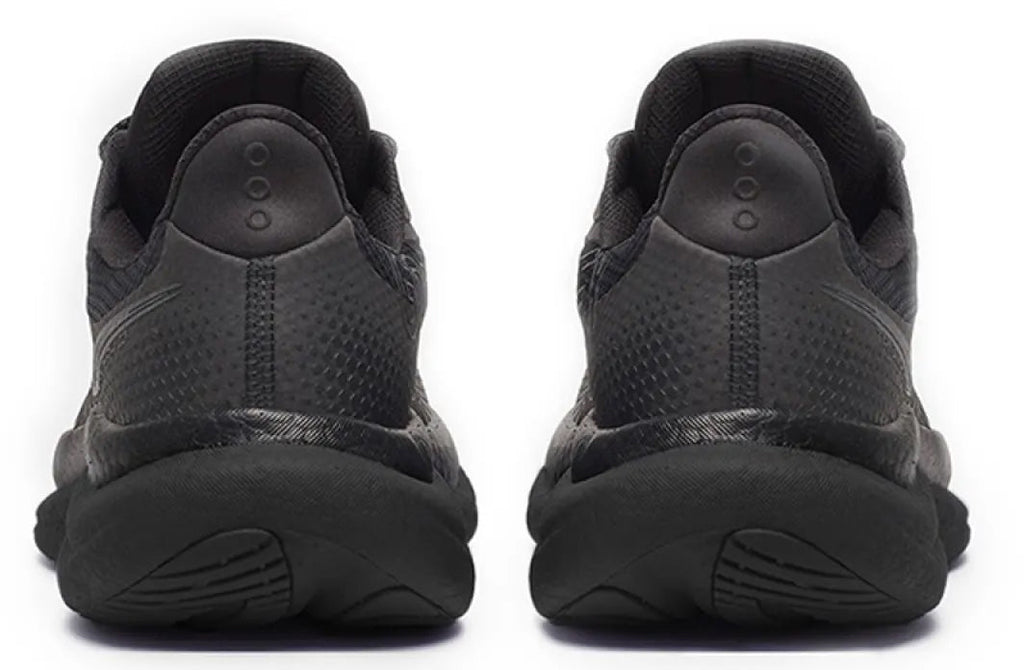 Saucony Men's Triumph 23 GORE-TEX Running Shoes - Black